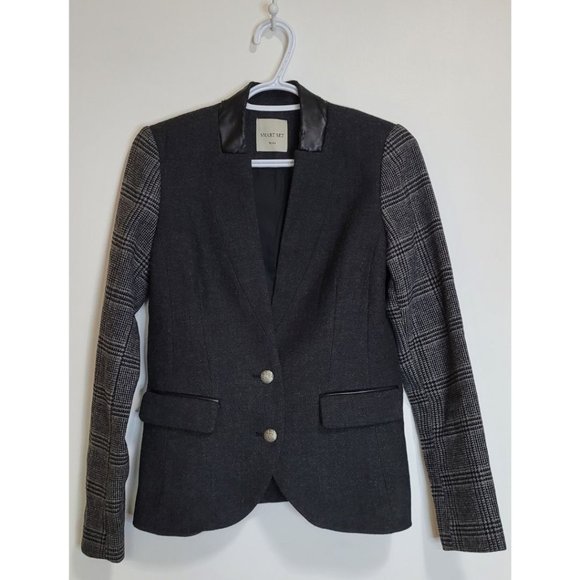 Smart Set Blazer - Picture 1 of 8